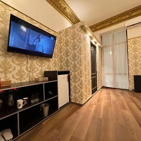 Apartment The King With Balcony View Piata Romana