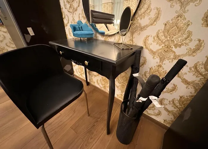 The King With Balcony View Piata Romana Apartament Bucureşti